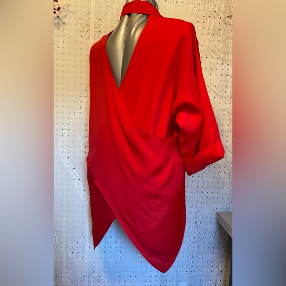 Red Backless Tuxedo Draped Woman’s Blouse 1X Professionally Cleaned & ❤️ Ready🌹 - Picture 4 of 9